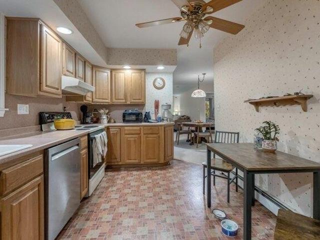 House for sale in Topsham, Sagadahoc County