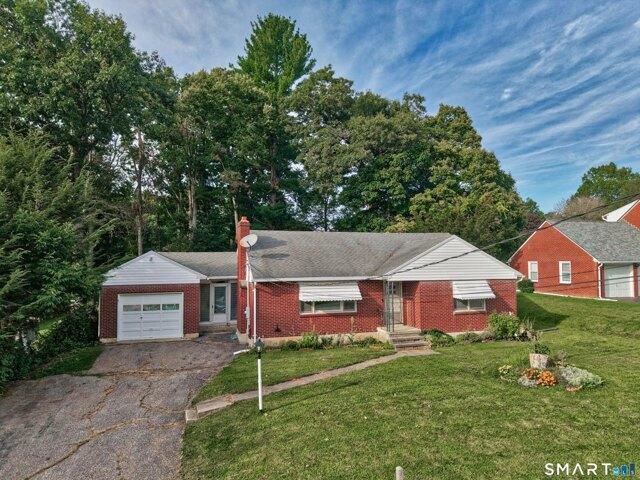 House for sale in Torrington, Northwest Hills Planning Region