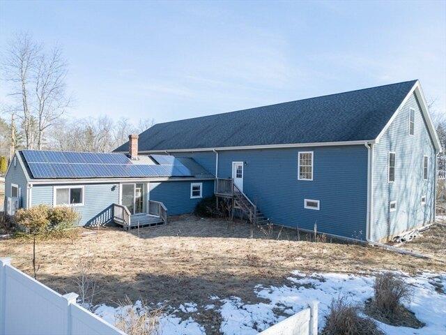 House for sale in Townsend, Massachusetts