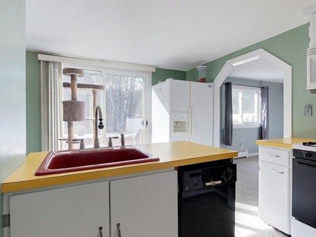House for sale in Townsend, Massachusetts