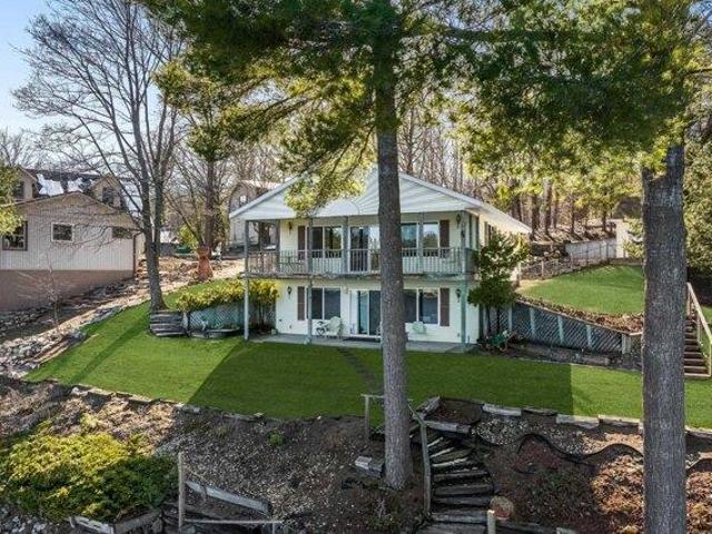 House for sale in Traverse City