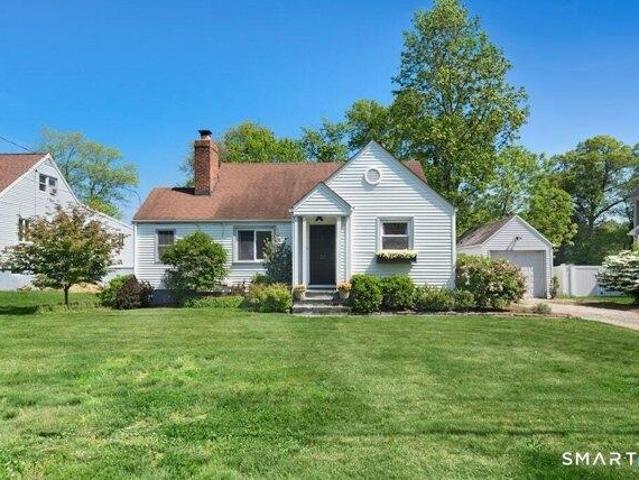 House for sale in Trumbull, Connecticut