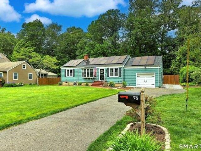 House for sale in Trumbull, Connecticut