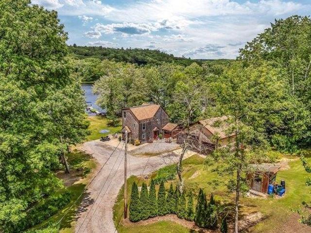 House for sale in Union, Maine