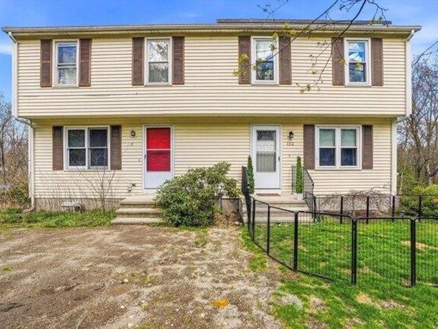 House for sale in North Uxbridge, Massachusetts