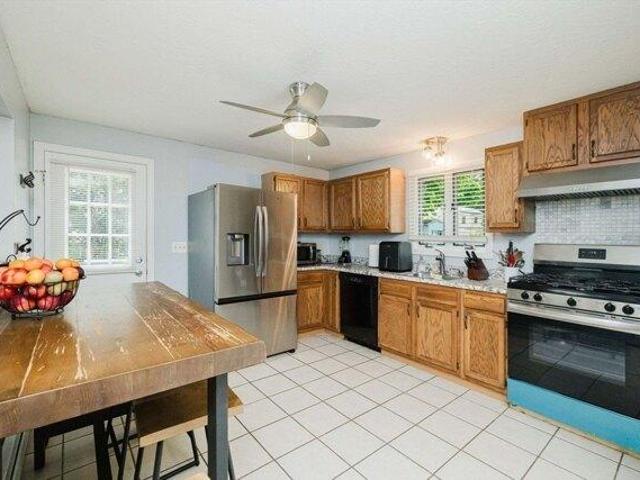 House for sale in North Uxbridge, Massachusetts