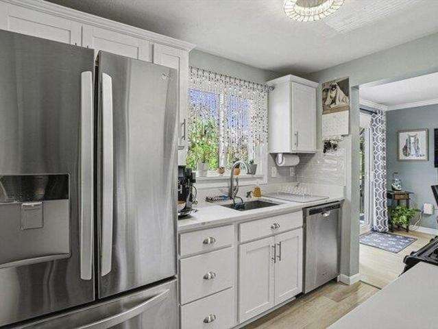House for sale in North Uxbridge, Massachusetts