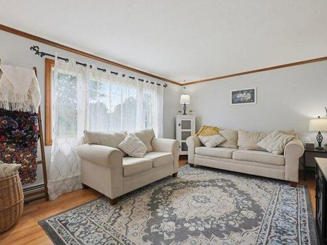 House for sale in Uxbridge, Worcester County