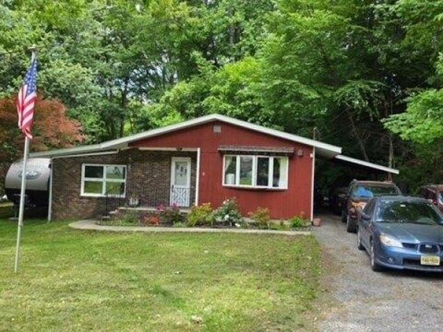 House for sale in Glenwood, New Jersey