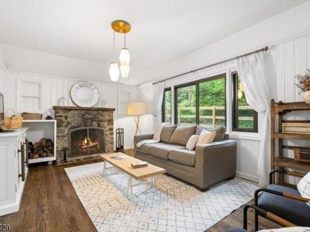 House for sale in Glenwood, New Jersey