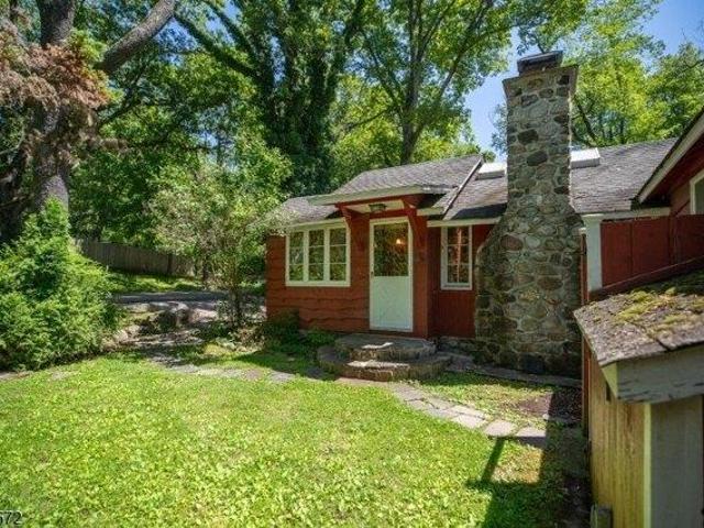 House for sale in Glenwood, New Jersey