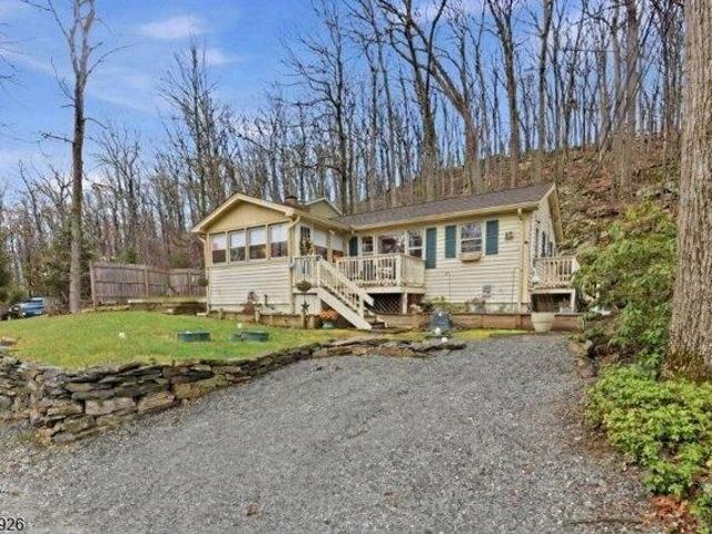 House for sale in Glenwood, New Jersey