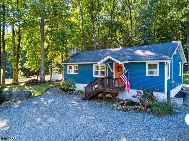 House for sale in Highland Lakes Country Club, Vernon Township