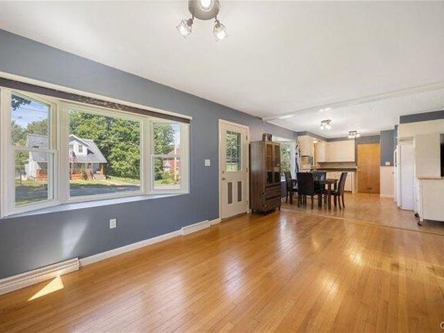 House for sale in Oneida, New York