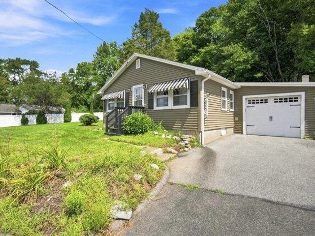 House for sale in Wales, Hampden County