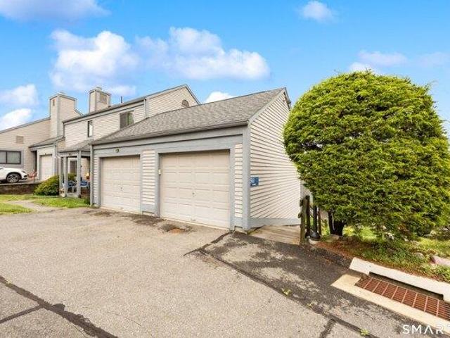 House for sale in Wallingford, Connecticut