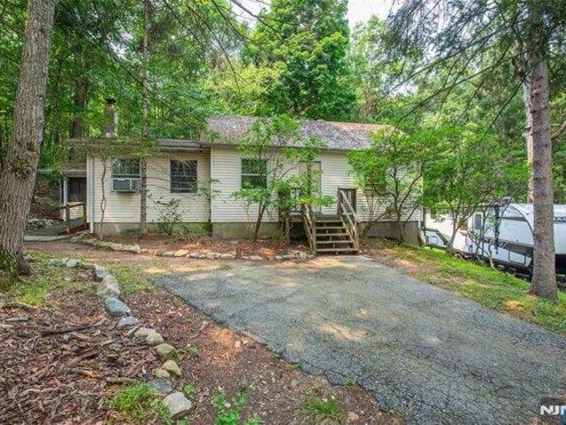 House for sale in Passaic, New Jersey