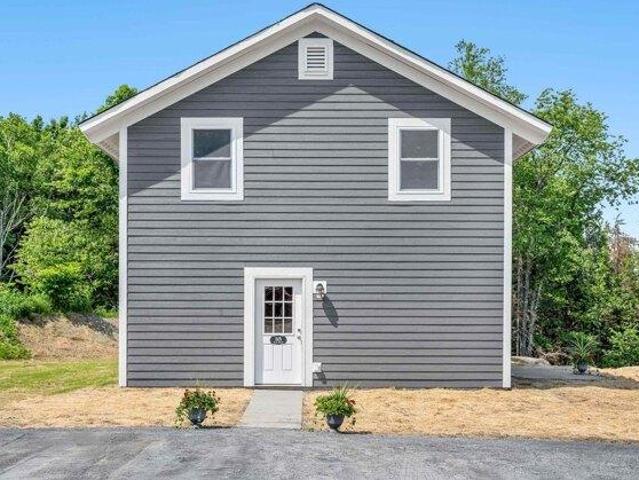 House for sale in Warren, Vermont