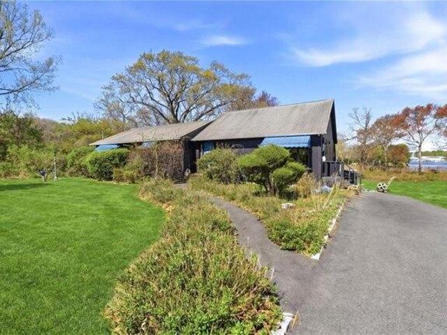 House for sale in Warwick, Rhode Island