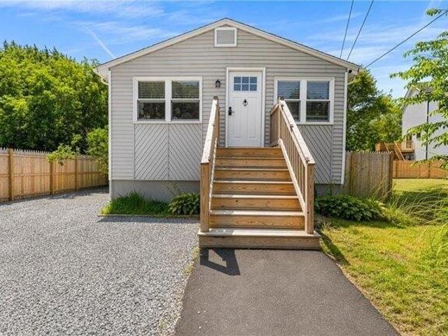 House for sale in Warwick, Rhode Island