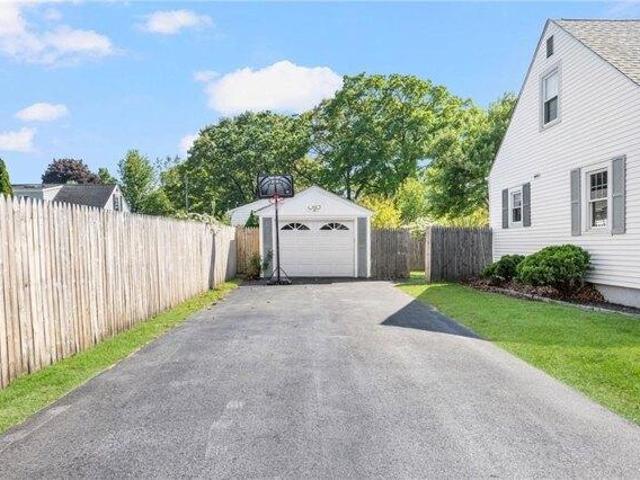 House for sale in Warwick, Rhode Island