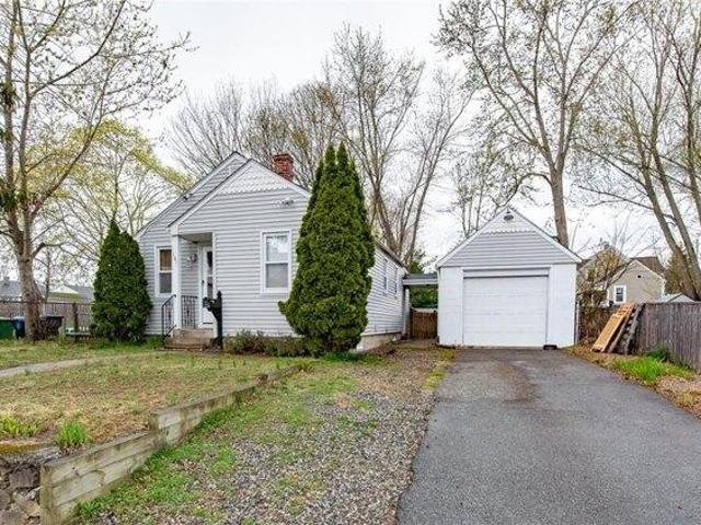 House for sale in Warwick, Rhode Island