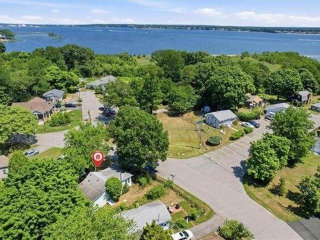 House for sale in Warwick, Rhode Island