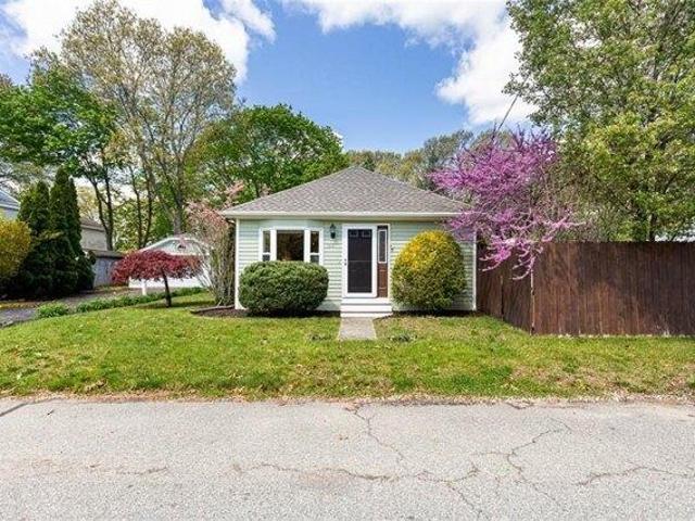 House for sale in Warwick, Rhode Island