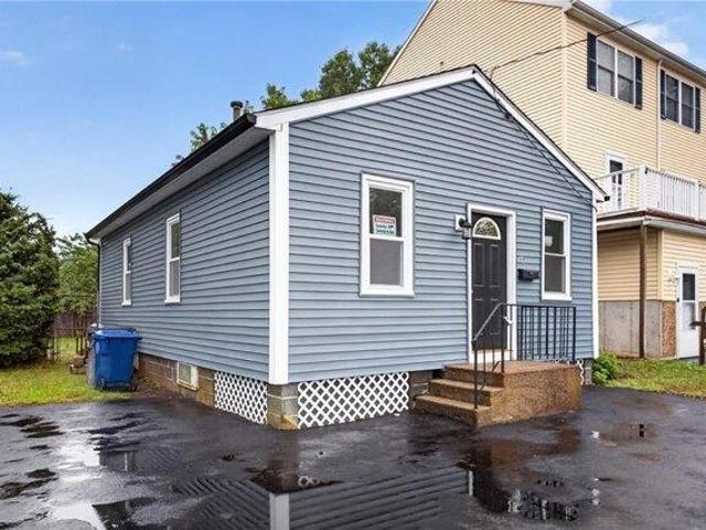 House for sale in Warwick, Rhode Island