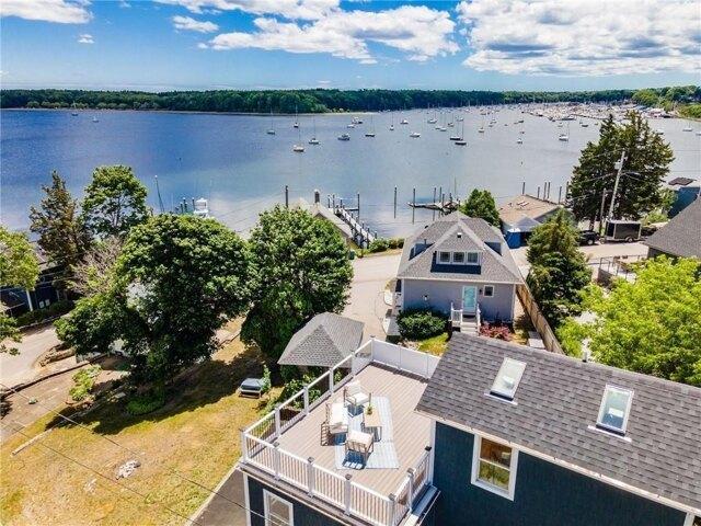 House for sale in Warwick, Rhode Island