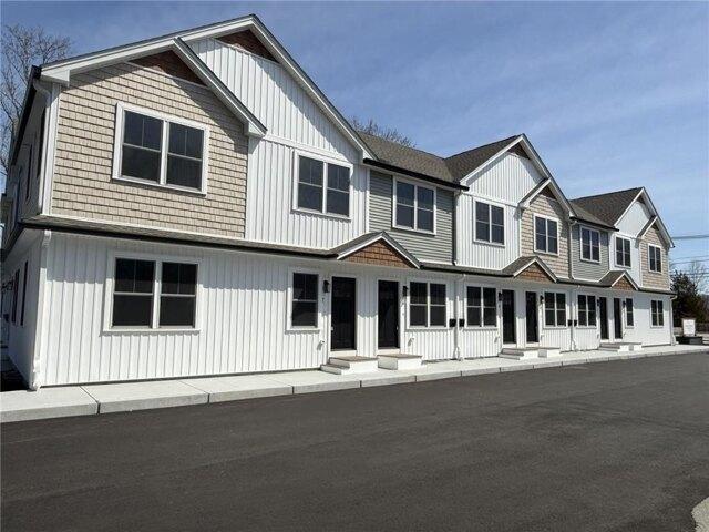 House for sale in Warwick, Rhode Island