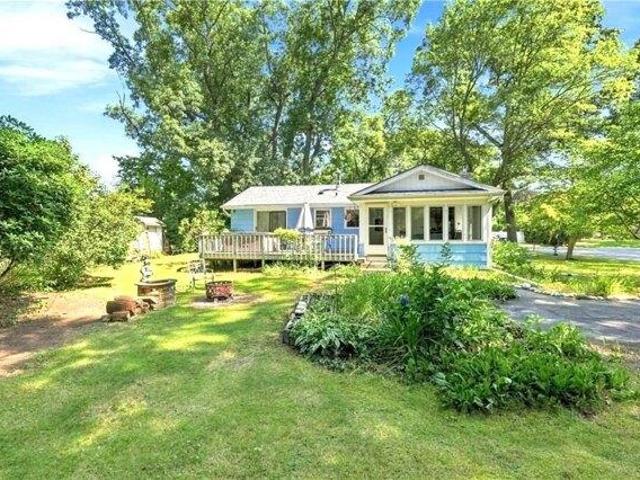 House for sale in Warwick, Rhode Island