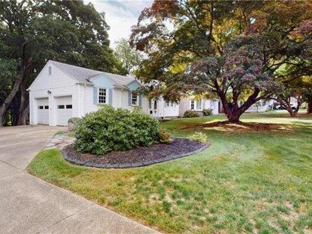 House for sale in Cowesett, Warwick