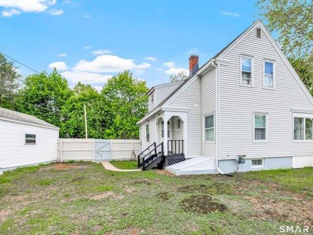House for sale in Waterbury, Connecticut