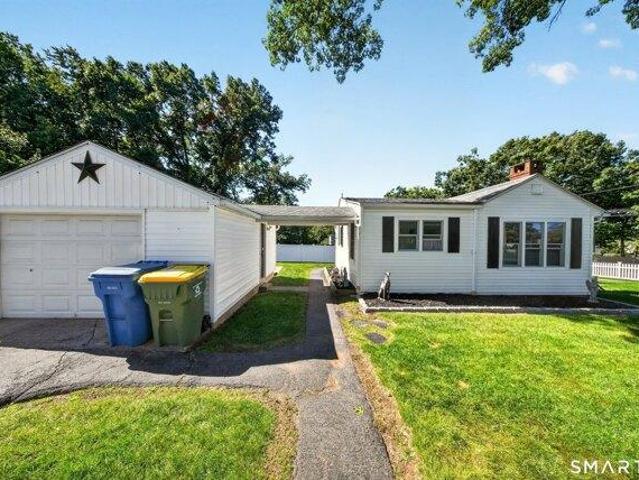 House for sale in Mill Plain, Waterbury