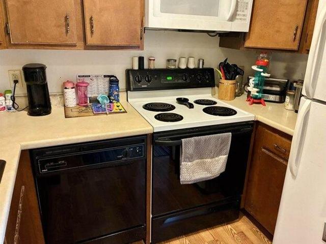 House for sale in Mill Village, Waterbury