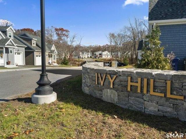 House for sale in Waterford, Connecticut