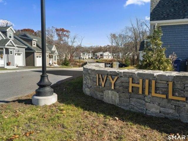 House for sale in Waterford, Connecticut