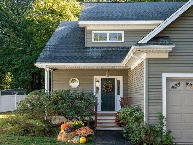 House for sale in Cochituate, Wayland