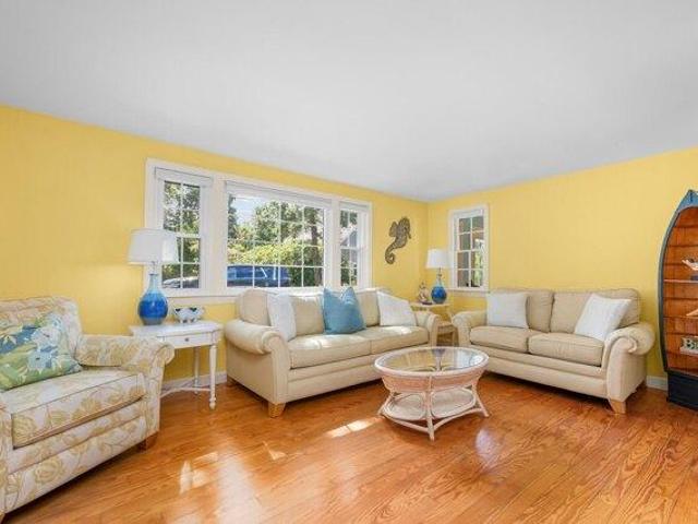 House for sale in West Harwich, Harwich