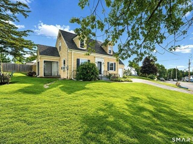 House for sale in West Shore, West Haven