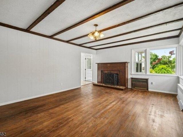 House for sale in West Orange, Essex County