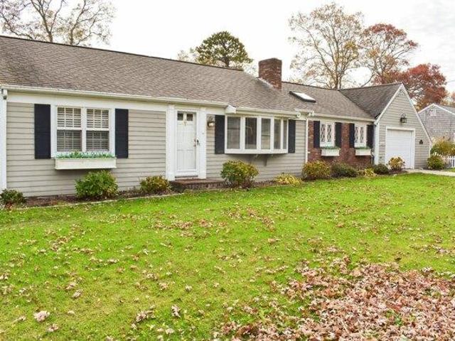 House for sale in West Yarmouth, Yarmouth