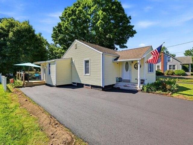 House for sale in Hampden, Massachusetts