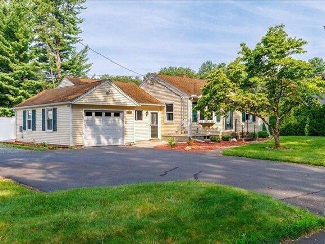 House for sale in Hampden, Massachusetts