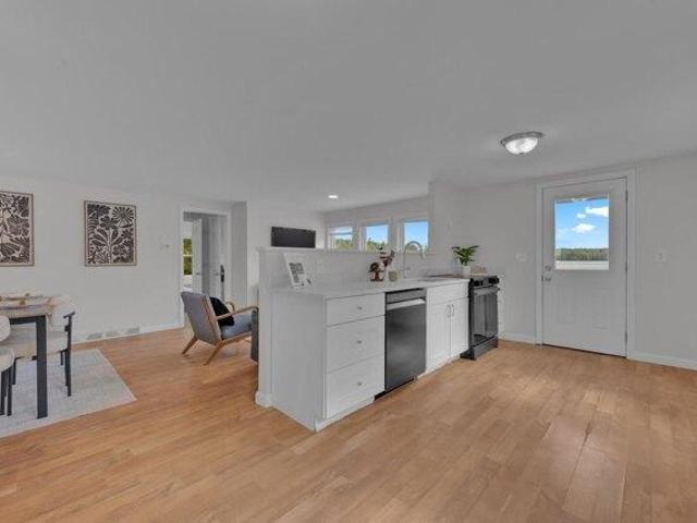 House for sale in Summer Village, Westford