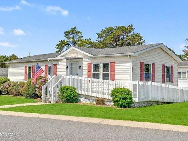 House for sale in Whiting, New Jersey