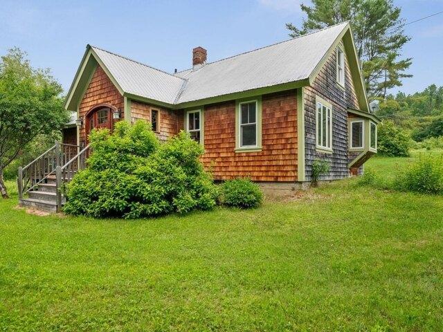 House for sale in Williamstown, Vermont