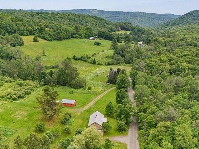House for sale in Williamstown, Vermont