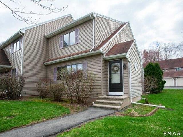House for sale in Windsor Locks, Connecticut